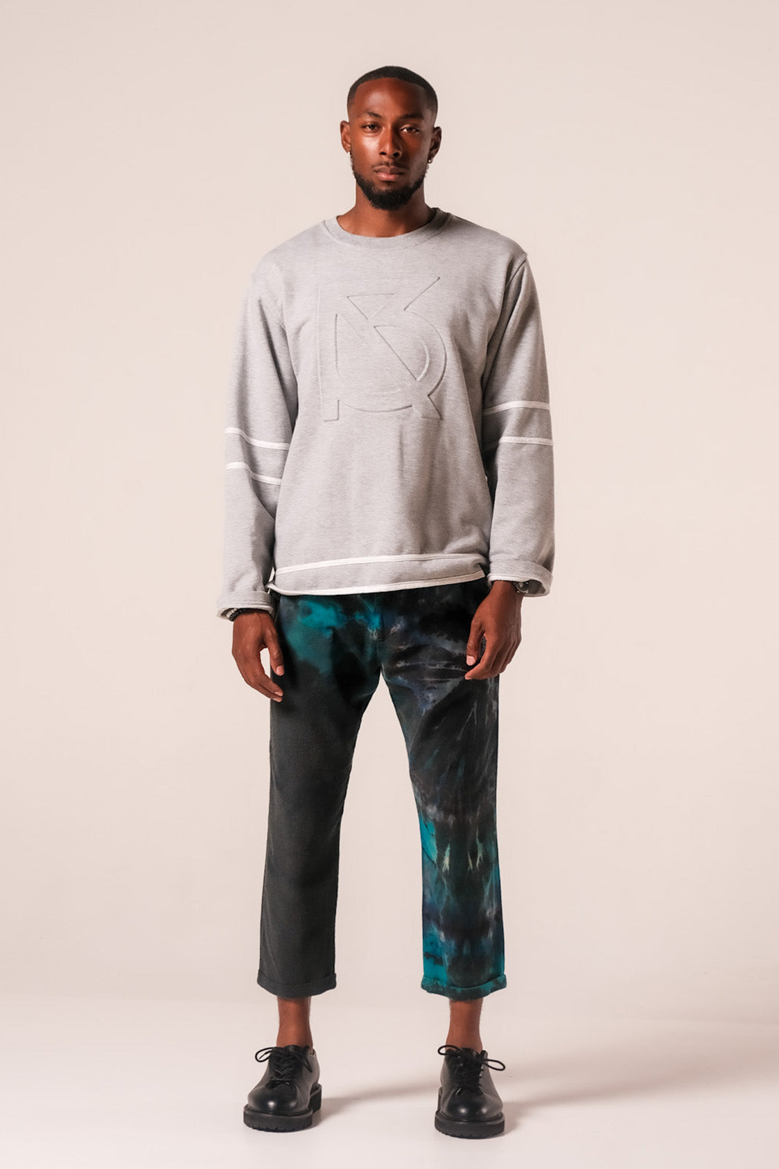 Douglas Embossed Sweatshirt: Heather Gray