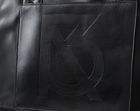 SIGNATURE EMBOSSED DETAILS